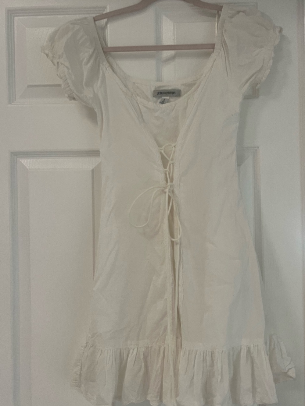 Urban Outfitters Off-White Lace-Trim Peasant Top